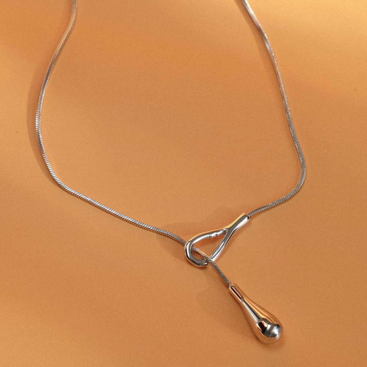 Bela Necklace