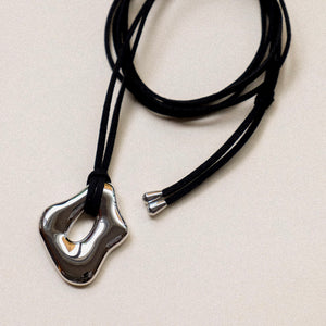Calina Necklace
