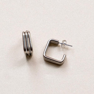 Maya Hoops